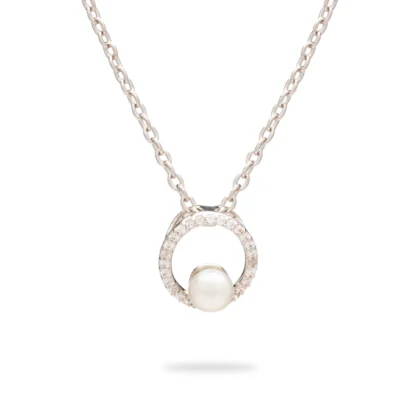 Luna Pearl Necklace